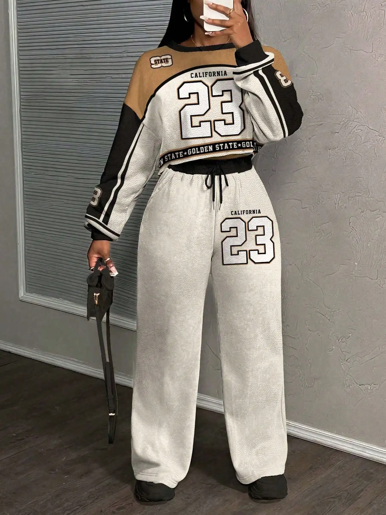 

Комплект из двух предметов California 23: укороченный топ и брюки с широкими штанинами в стиле Y2K для женщин, осень-зима