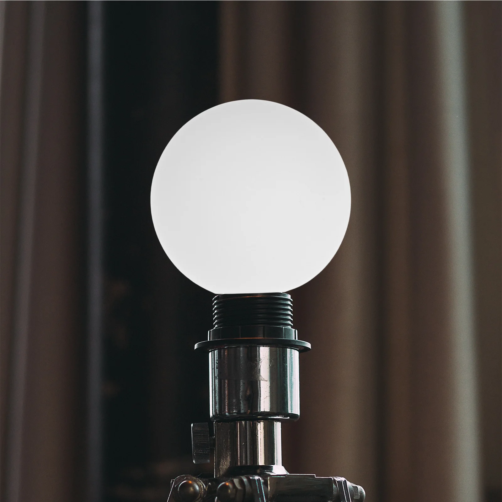 

Unique White Glass Round Lamp Shade Replacement Opal Sphere Shade for Indoor Outdoor Use Versatile Style Lamp Accessory