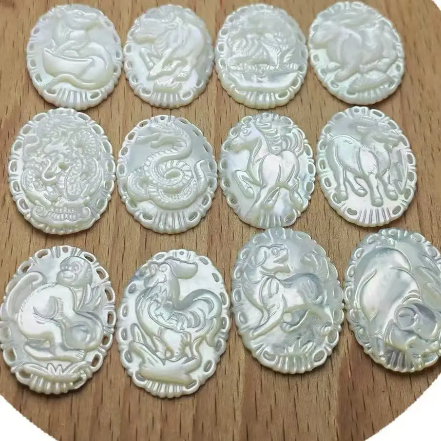 

1pc Natural White Shell Carved Zodiac Ornament for Home Office Decoration Lucky Feng Shui Animal Pendants Easter Gift Horse Year