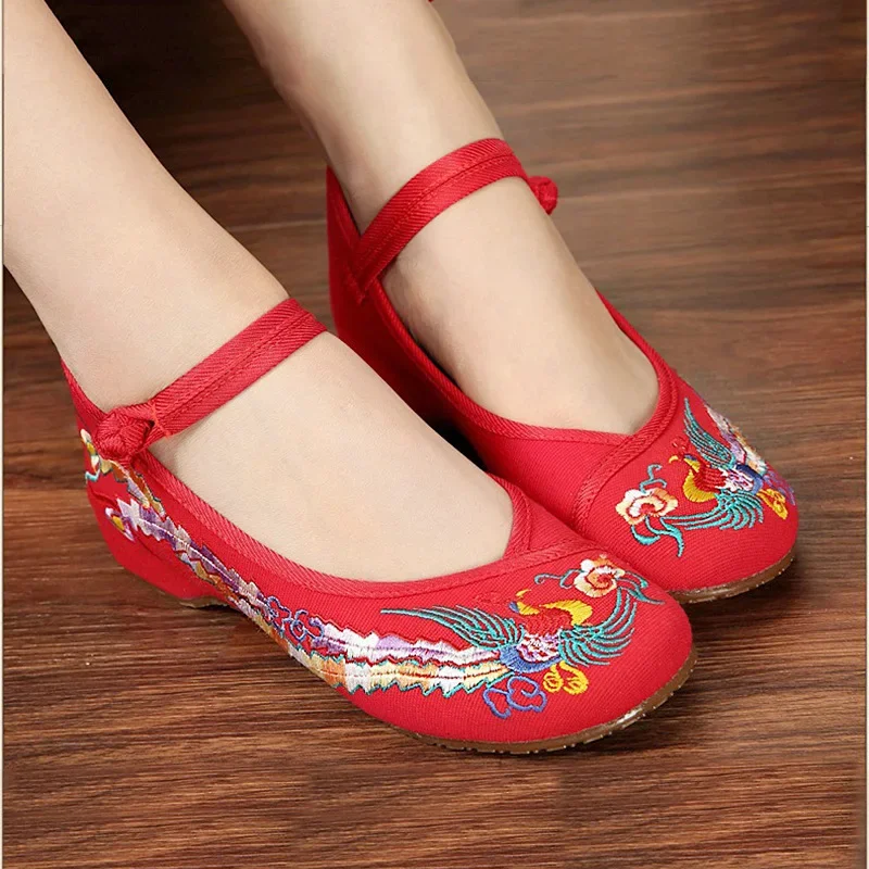 Vintage Handmade Women\'s Embroidered Canvas Ballet Flats Ladies Comfortable Chinese Ballerinas Vegan Embroidery Shoes