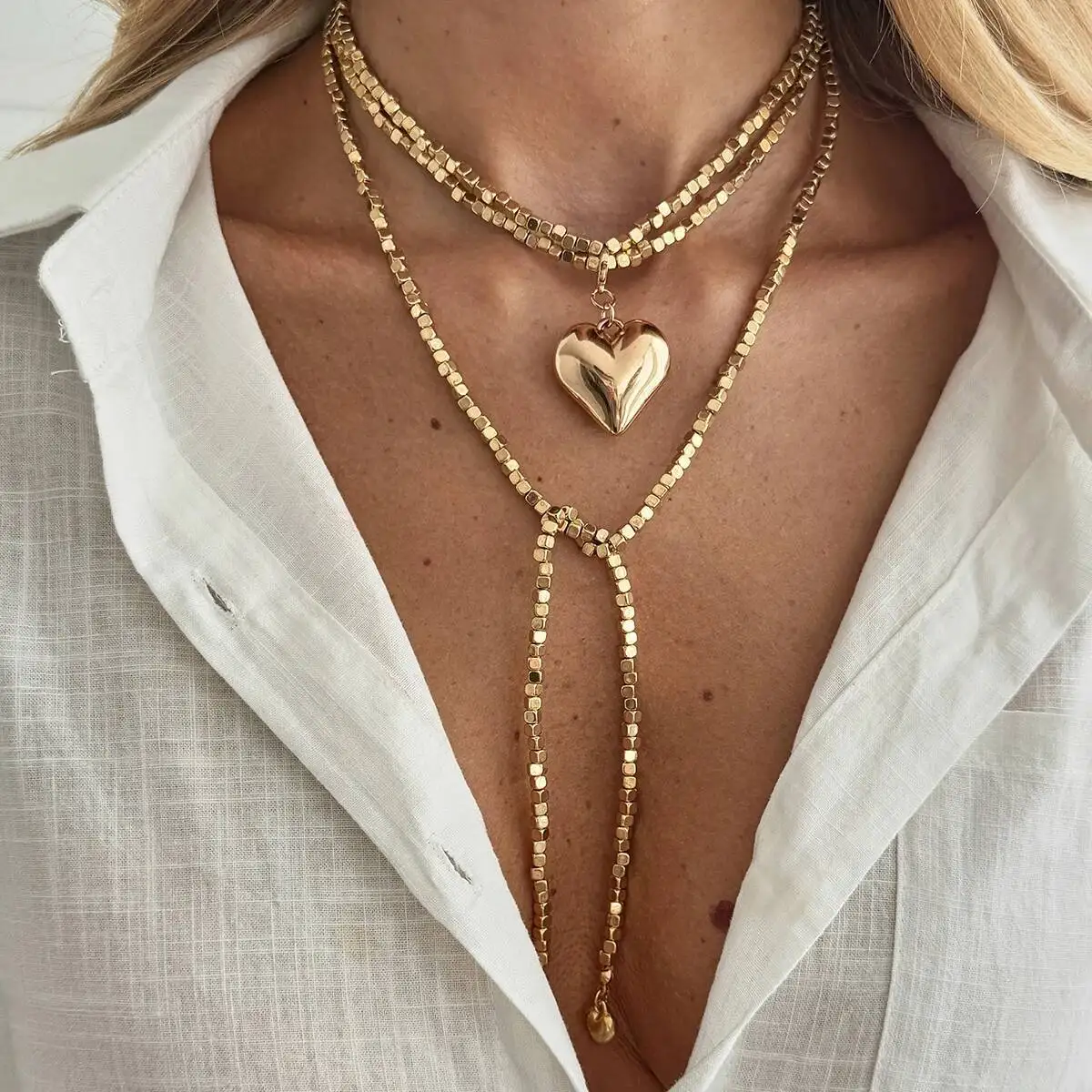 

KunJoe Vintage Gold Color Love Heart Pendant Necklace Women Trendy Beaded Chain Long Necklace Sweater Chain Party Jewelry Gifts