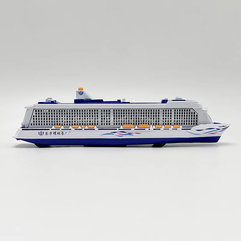 Diecast Model Toy Cruise Ship Pull Back With Sound & Lights For Children Gifts