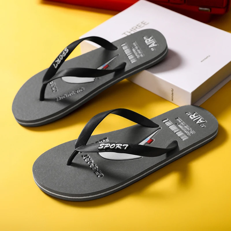 Zapatillas de marca a la moda para hombre, chanclas antideslizantes ligeras, zapatillas para hombre, zapatillas de casa grises con Clip, zapatillas de casa para hombre