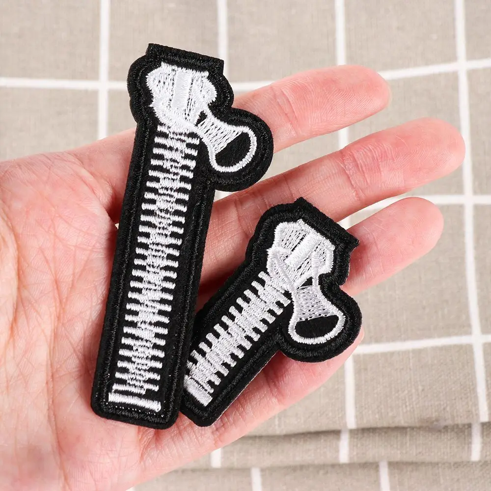

5PCS DIY Clothing Stickers Embroidery Iron-on Garment Applique Backpack Badge Zipper Patch Jeans Patches