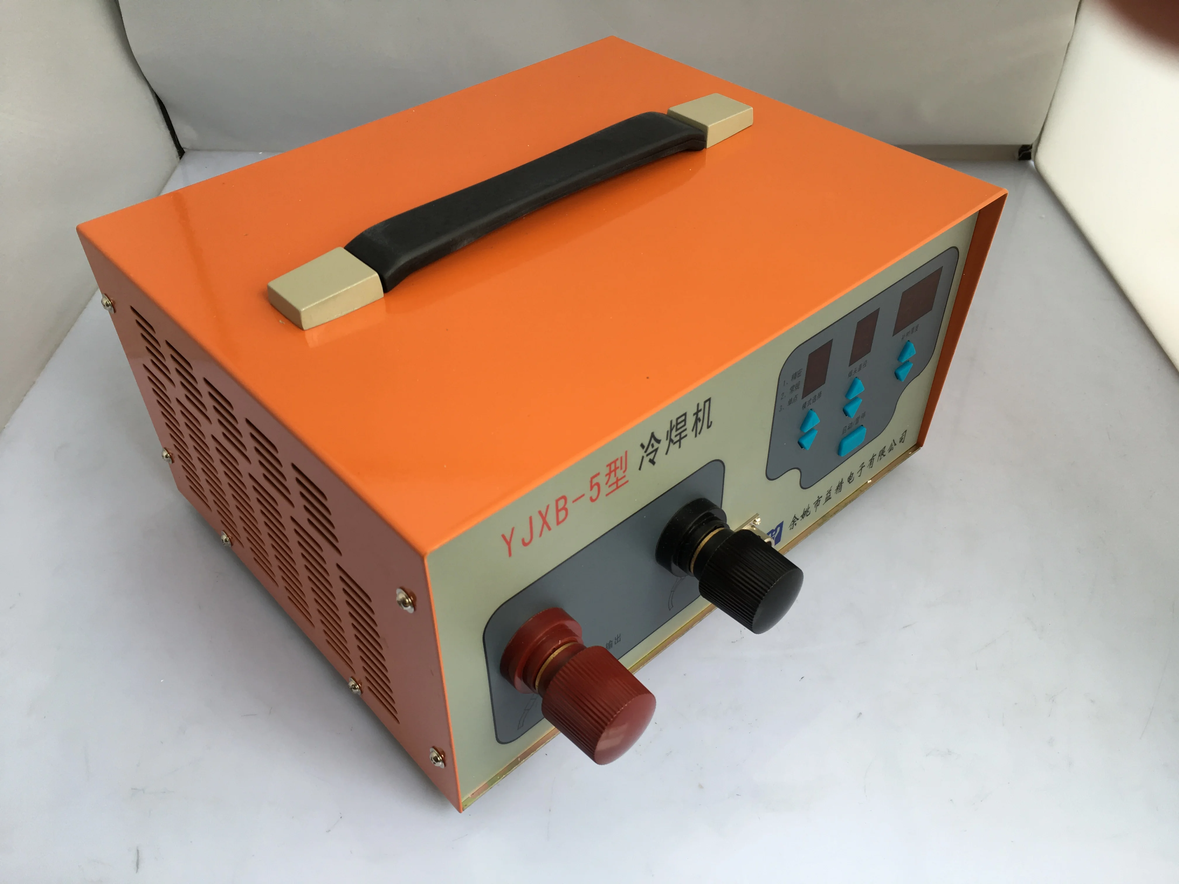 YJXB-5-type mold repair machine, cold welding. Casting defect repairing machine