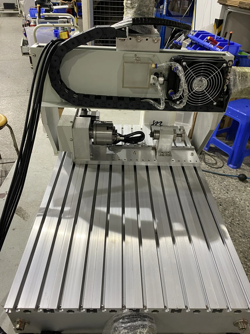 1.5KW CNC Router Engraver 6040 3axis 4axis with Rotation Axis 4th Axis Handwheel Water Tank Industrial Engraving Machine