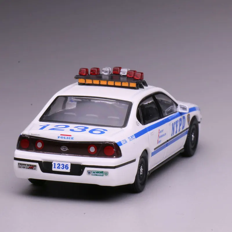 596 1/64 Chevrolet Impala - Der Prototyp des amerikanischen Polizeiautos der NYPD aus Legierungsdruckgussmetall, Spielzeug für Kinder und Jungen – Detail 17