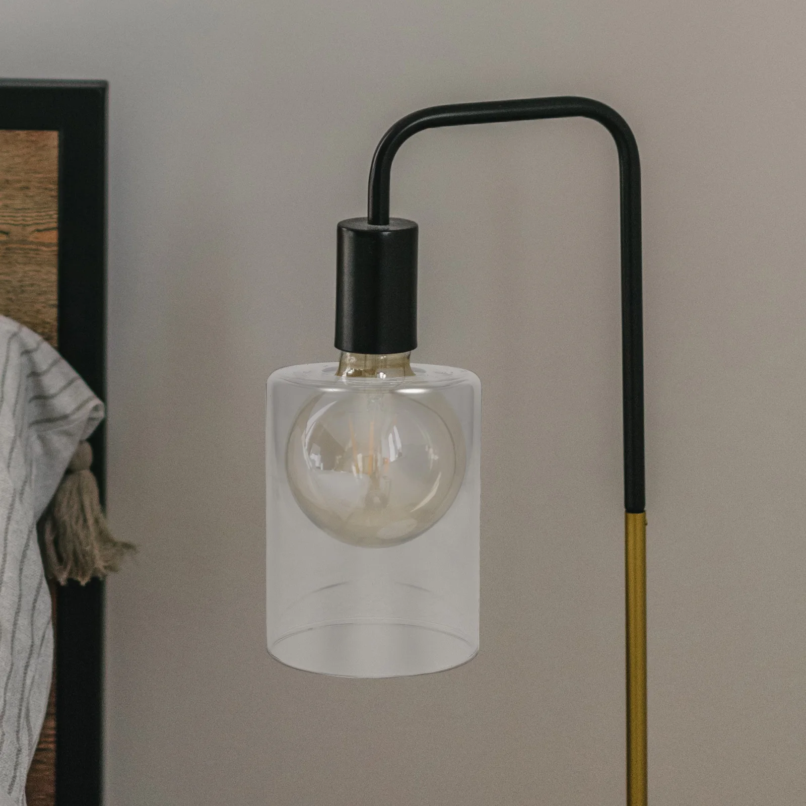 

Clear Glass Cylindrical Lampshade Transparent Light Shade for Home Commercial Use Modern Lighting Fixtures Transparent Lampshade