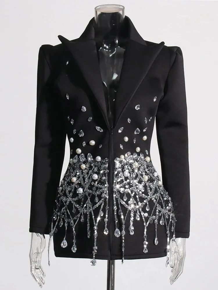 Vestido temperamento de lentejuelas de estilo TWOTWINSTYLE con solapa de manga larga de cintura alta con perlas empalmadas Mini vestidos femeninos