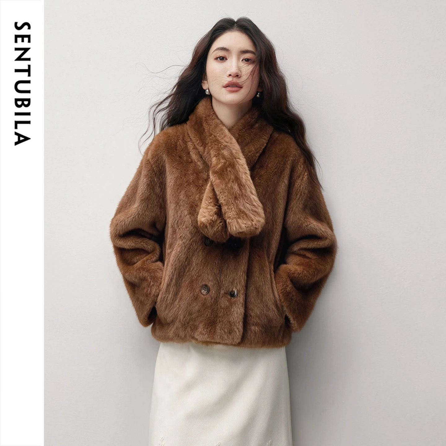 SENTUBILA Women Faux Fur Jacket 2026 Removable Scarf V Neck Winter Short Coat Winter Thick Long Sleeve Plush Outerwear W64WM9553