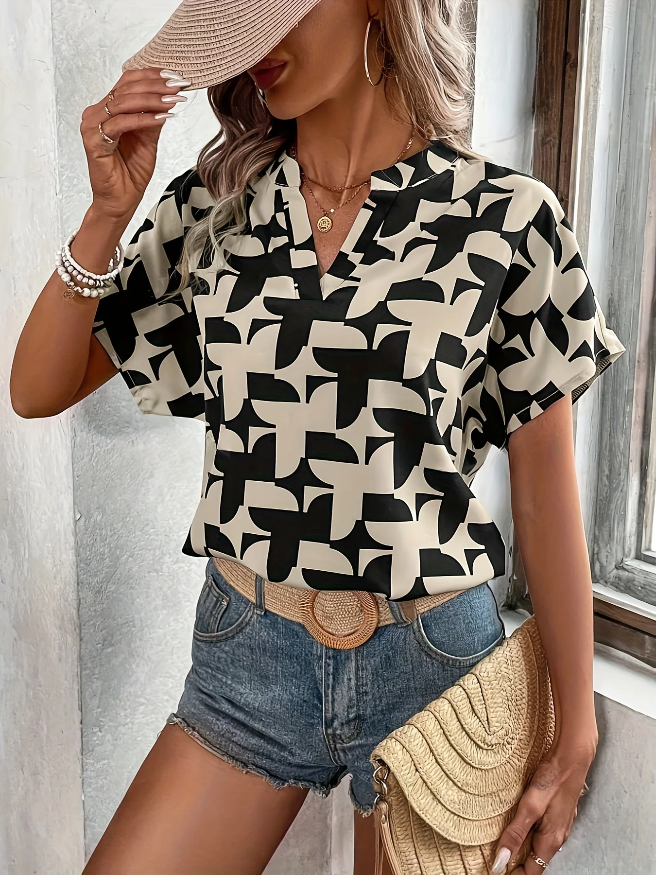 Elegant Summer Women\'s Print Shirt Casual Office Lady Notched V Neck Batwing Sleeve Blouses Tops