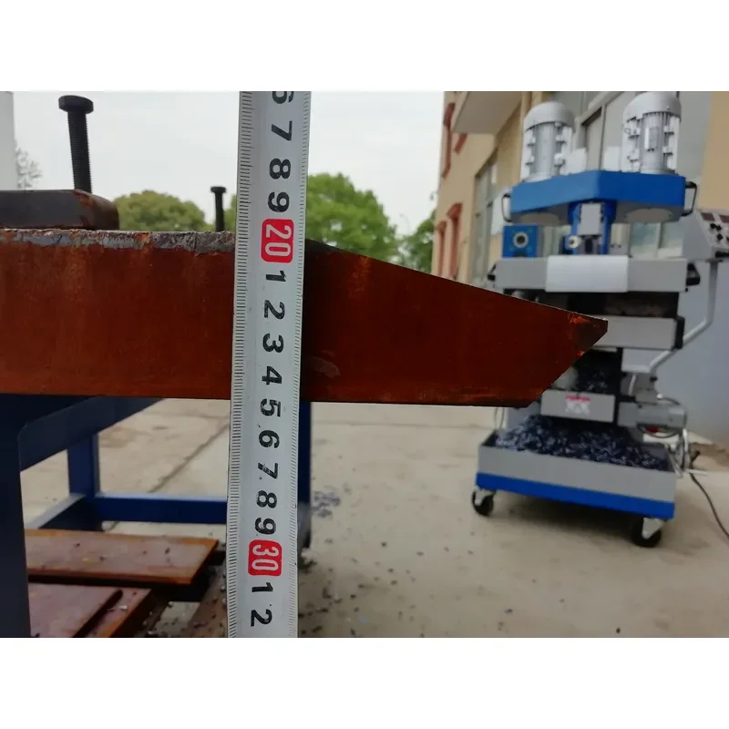 High Efficiency Beveling Machine for Structural Steel and Shipbuilding Fabrication