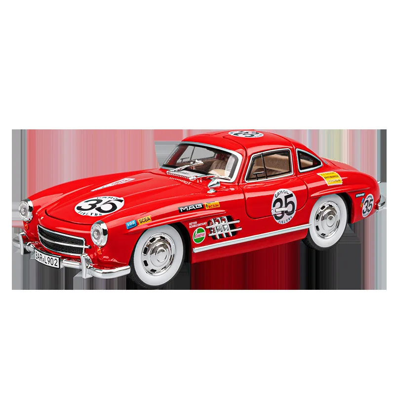 

1:24 300SL Vintage Car Toy Models Alloy Diecast Sound Light Doors Opened Pull Back Rubber Tires for Birthday Gifts