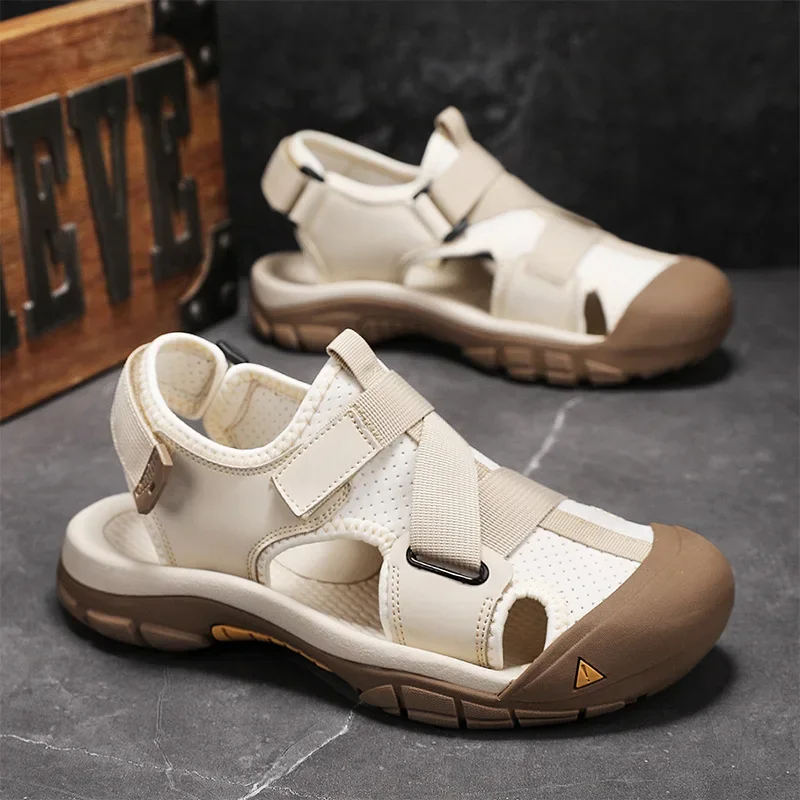 Outdoor Beach Shoes for Men Barefoot Shoes for Wading Leather Toe Cover Breathable Hollow Upstream Fishing Casual Sports Sandals