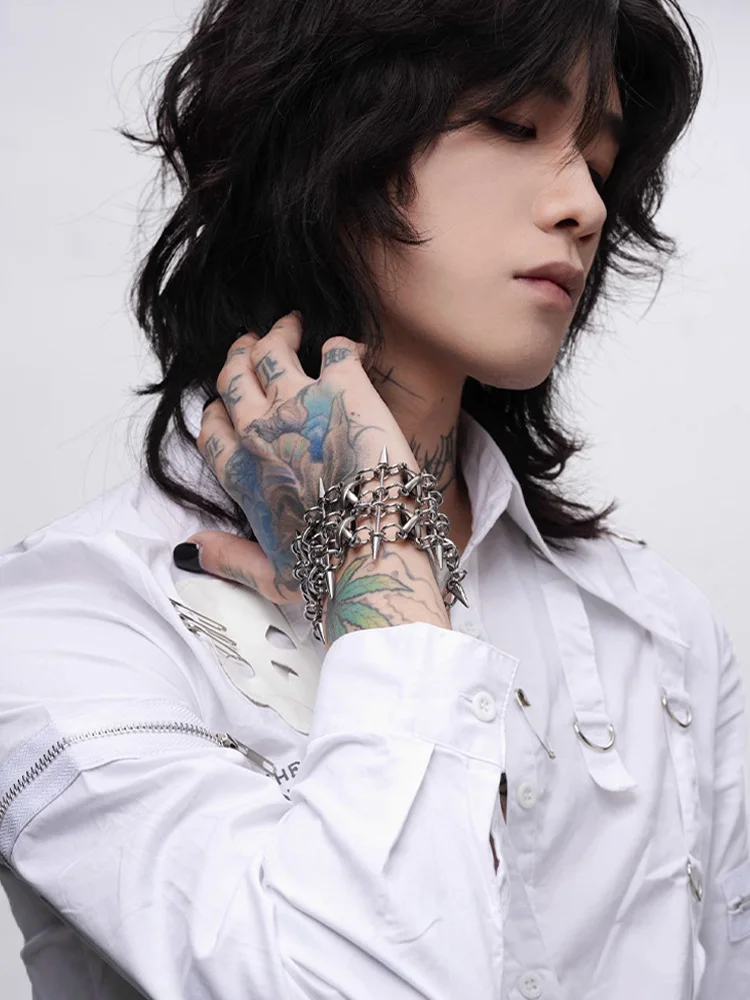 ZHUHE The Thorny Mesh Rivet Bracelet In Cyberpunk Style Is A Jewelry Accessory For Men And Women And A Party Gift