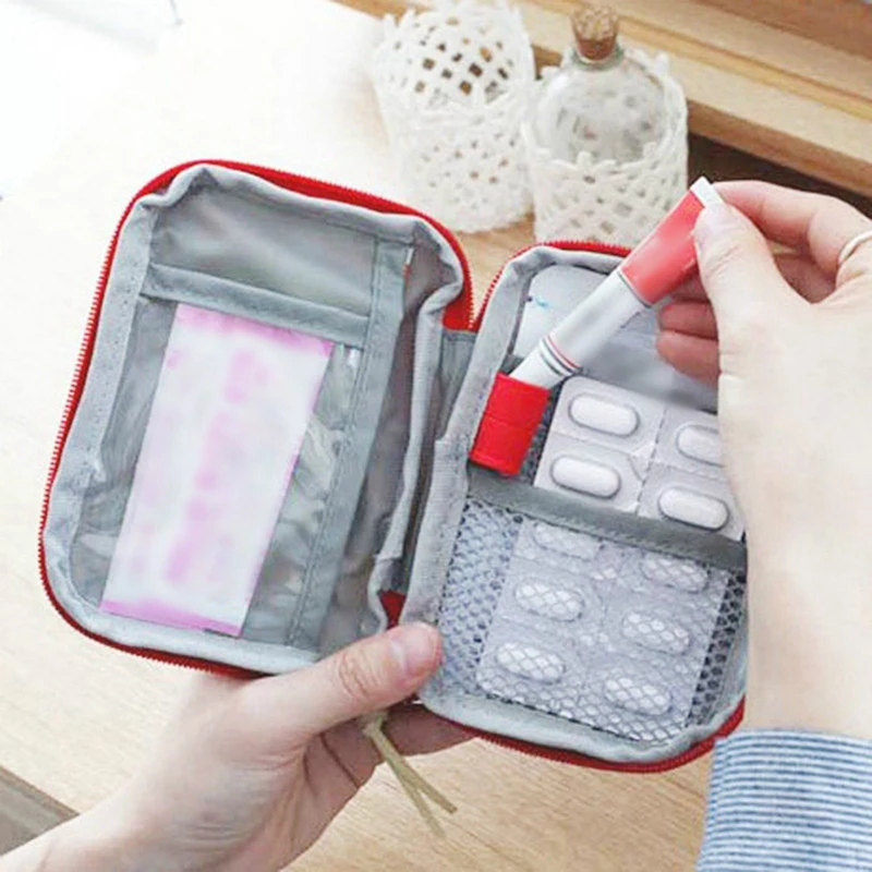 1pc Portable Medicine Bag Cute Mini First Aid Kit Medical Emergency Kits Organizer Medicine Pill Box Outdoor Emergency Camping