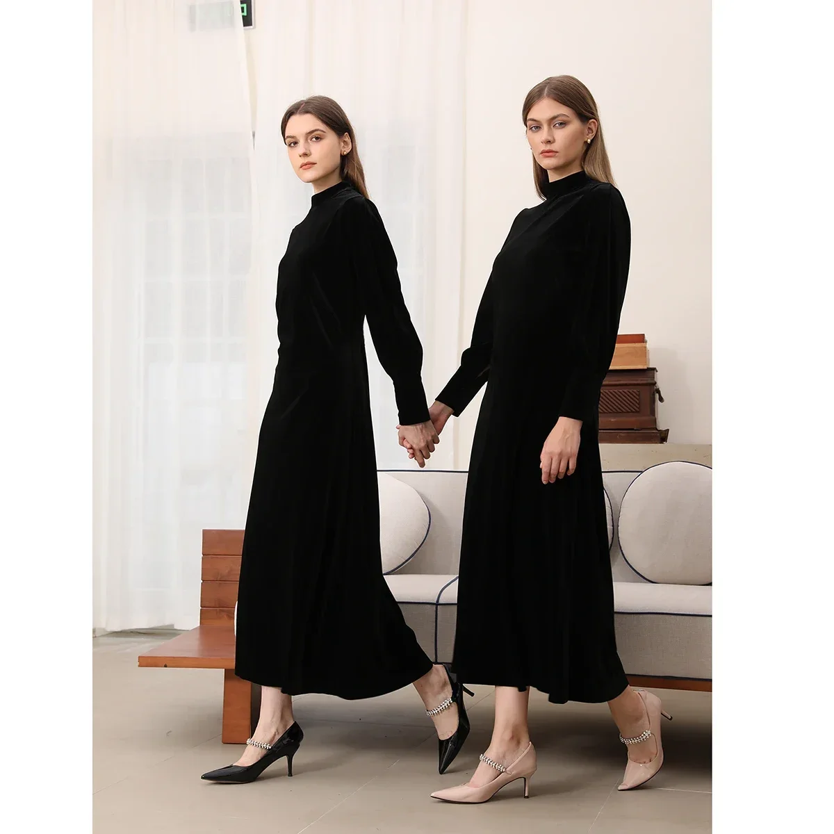 AP 2025 Autumn and Winter Lady Clothes Women Velvet Patchwork Maxi Dress High Quality