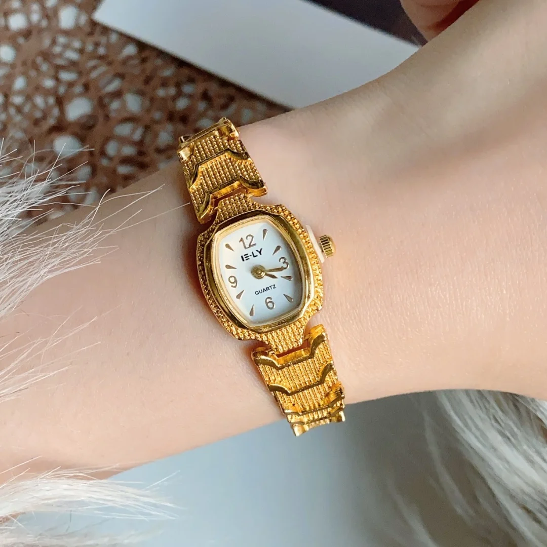 Ретро часы для женщин, простые часы с круглым циферблатом, модный золотой браслет, кварцевые наручные часы, студенческие женские часы Reloj Mujer
