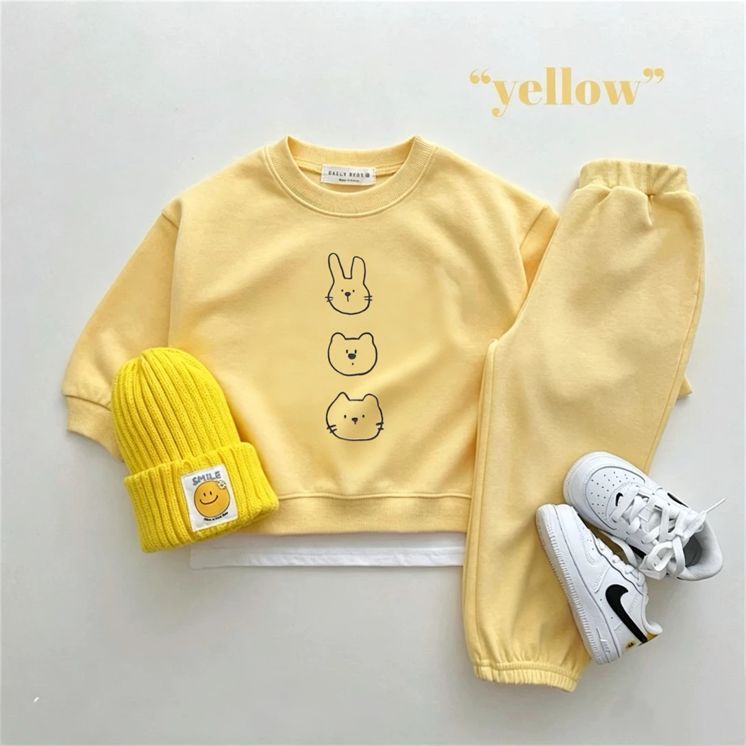 Niedliche Oberteile + Hosen Zweiteiliges Set 2026 Frühling Herbst Kleidung Baby Lässige Sweatshirts Weite Hosen Trainingsanzüge Bedruckte Kapuzenanzüge – Detail 2