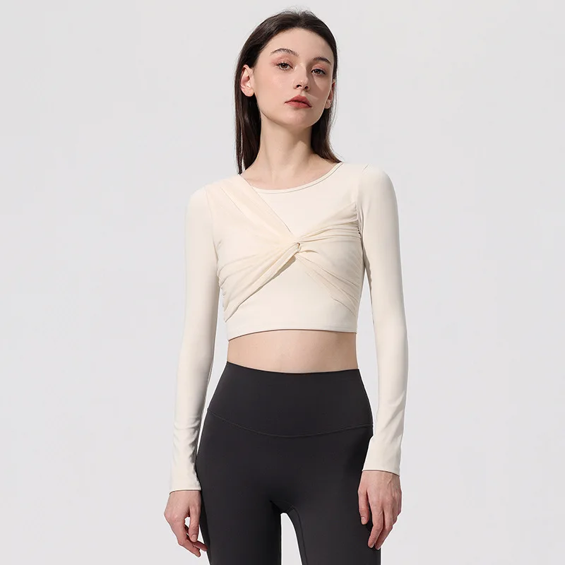 Women yoga suit with chest cushion long sleeved sports top tight running and fitness suit Pilates training suit with fixed cup
