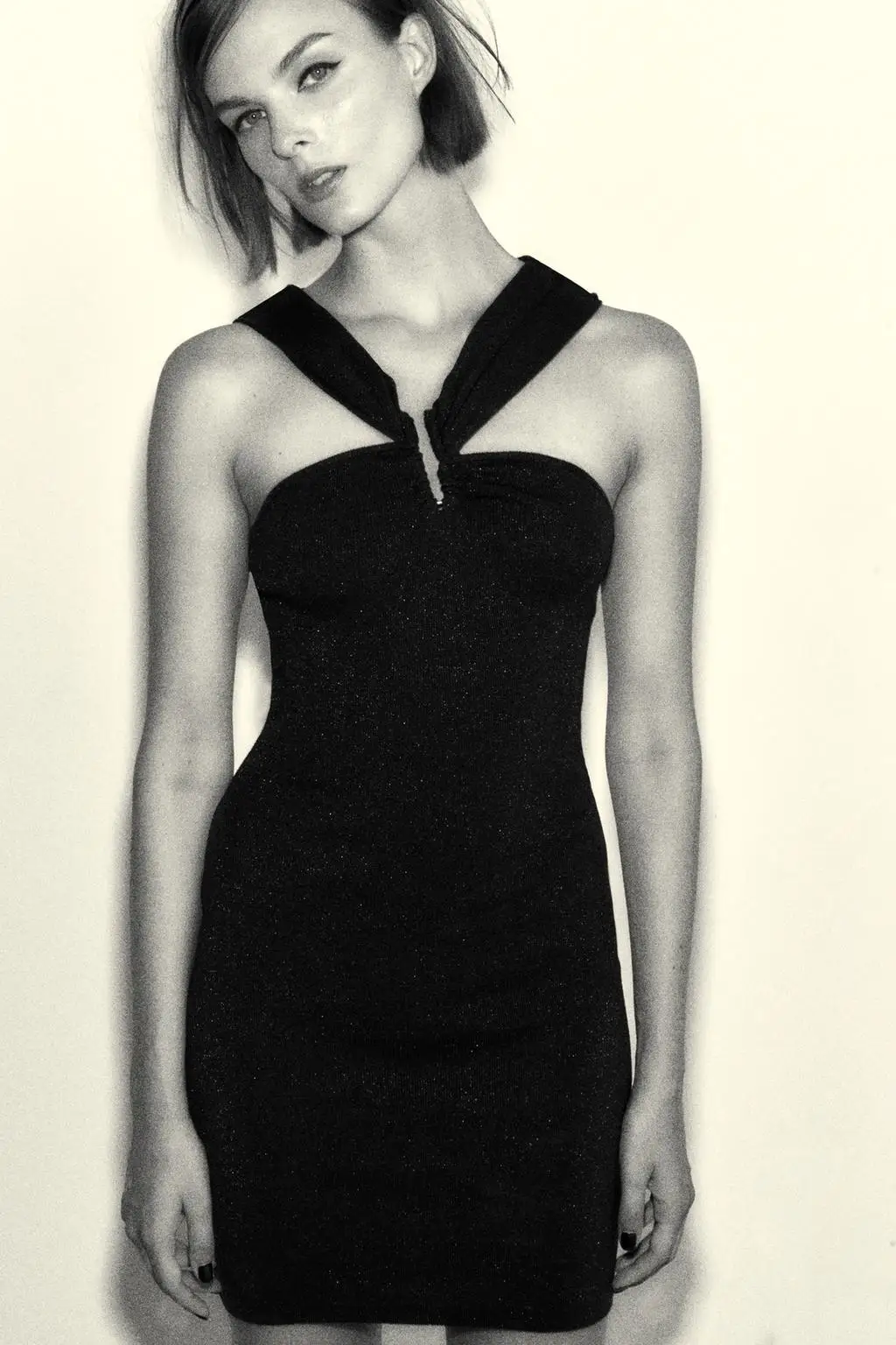 فستان نسائي عصري مثير بفتحة رقبة وصل حديثًا لربيع الخريف بخصر عالٍ على الطراز الكوري ورقبة على شكل حرف v تنورة قصيرة فستان من...