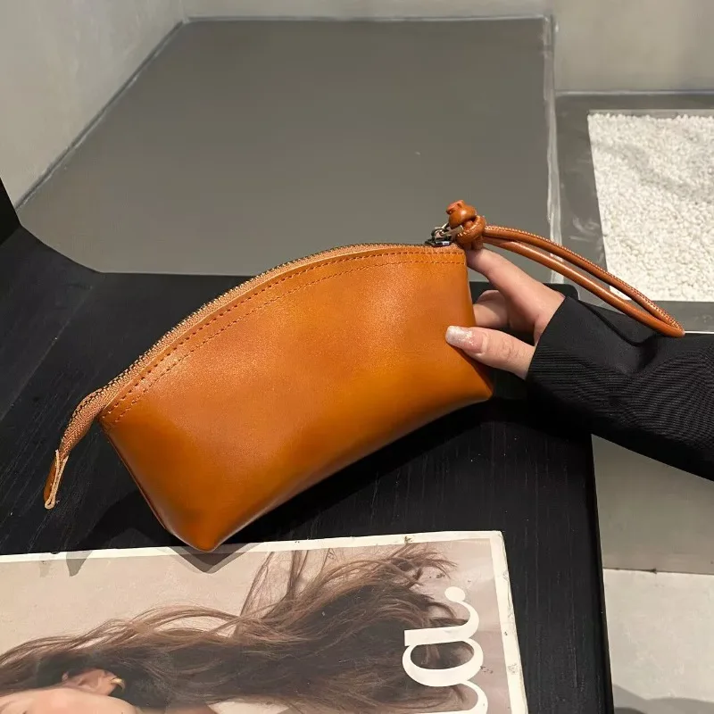 Korean-style Versatile Fashionable Wristlet Made of Top-grain Vegetable-tanned Cowhide Compact Phone Wallet
