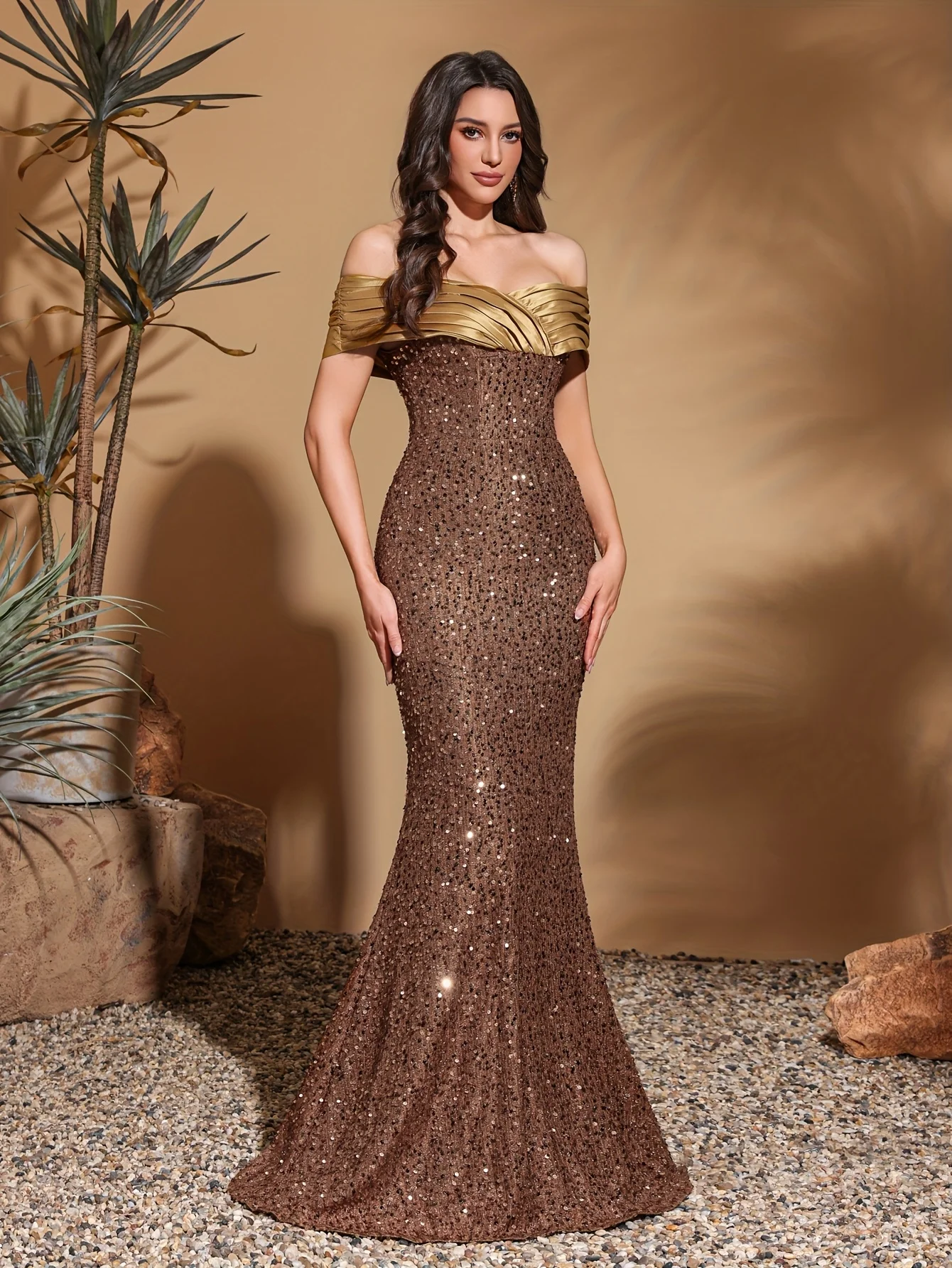 فستان بطول الورك مزين بالترتر وخط العنق، فستان أنيق وأنيق #3