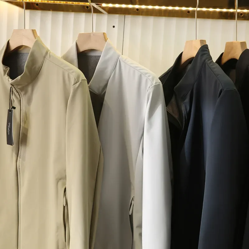 Europe outdoor classic men's waterproof and breathable stand-up collar soft shell charging jacket, top and coat.