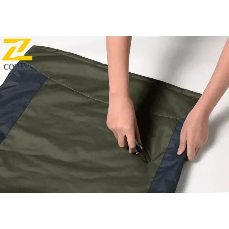 سترة شتوية للرجال سميكة دافئة مقاومة للماء ومضادة للرياح معطف سترة ثقيل الوزن من الصوف مبطن بالصوف مقاس كبير ملابس خارجية بقلنسوة للرجال