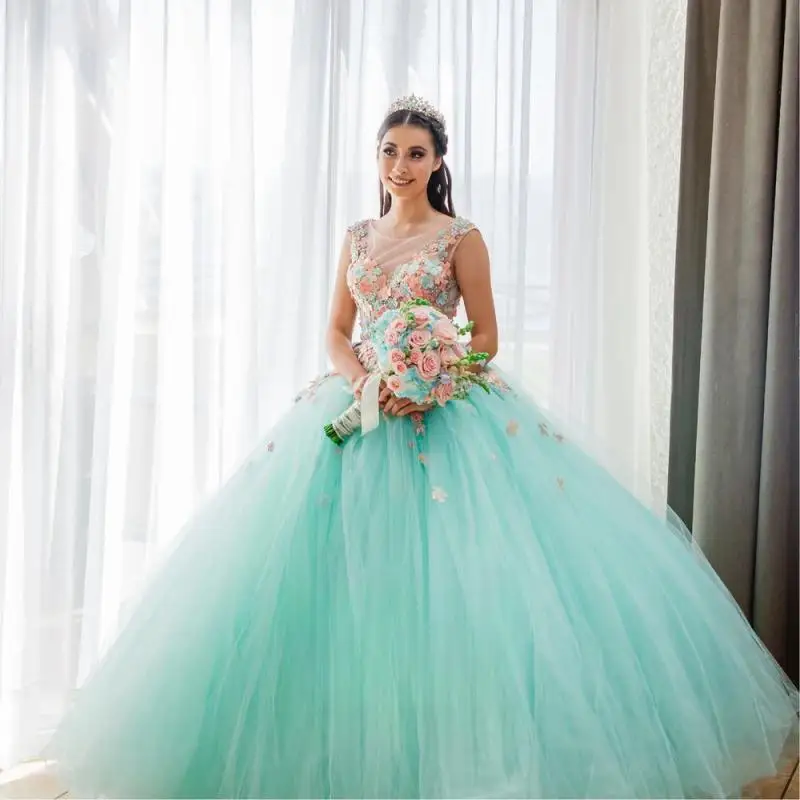 

Attractive Quinceanera Dresses with Pleat Belt Appliques Spaghetti Straps Tulle 15 Anos Vestido Made To Order