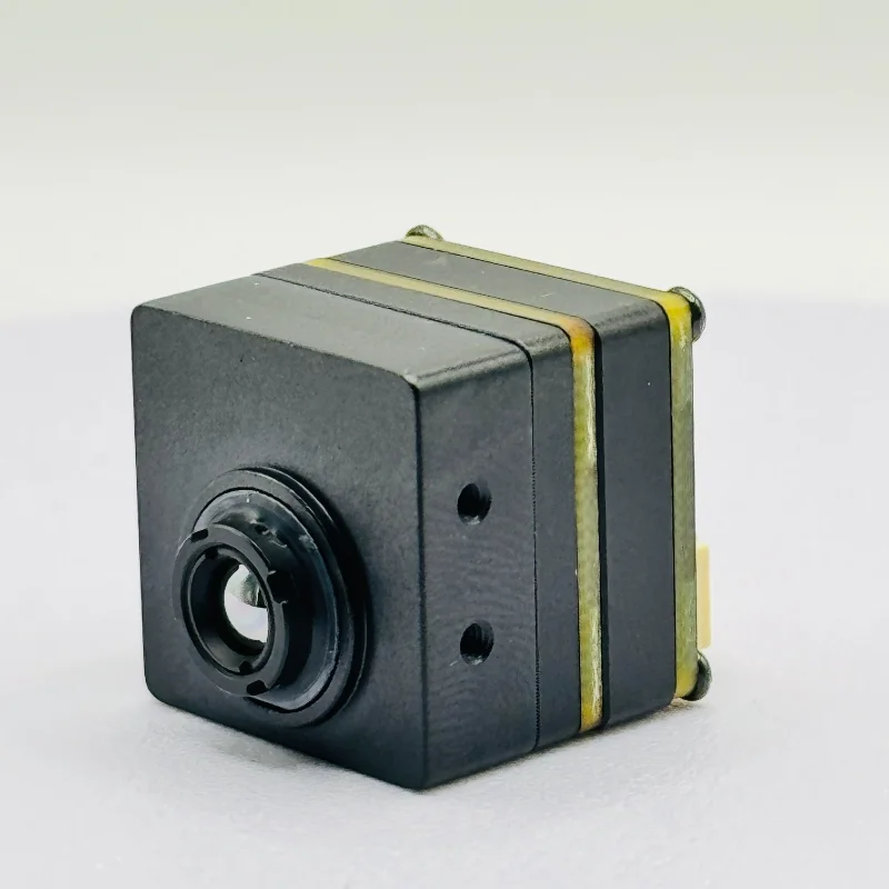 new Intelligent Unmanned Aerial Vehicle Thermal Imager with Character Overlay and Alarm Threshold