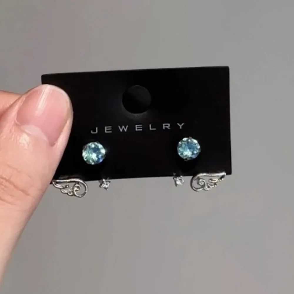 1Pair Unique Personality Stainless Steel Angel Wing Stud Earrings for Women Inlaid Shiny Blue Zircon Exquisite Y2K Jewelry Gifts
