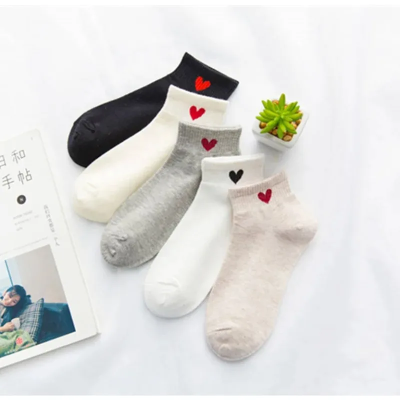 

5 Pairs Lovely Heart Cotton Socks Women Summer Fashion Black White Sports Short Socks Girls Cute Style Low Tube Boat Socks