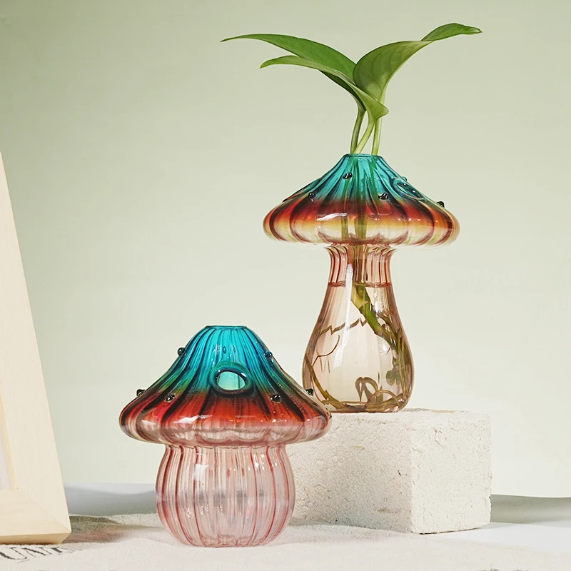 Hand-Blown Glass Mushroom Vase, Colorful Hydroponic & Aromatherapy Display, Artistic Table Centerpiece and Home Decor