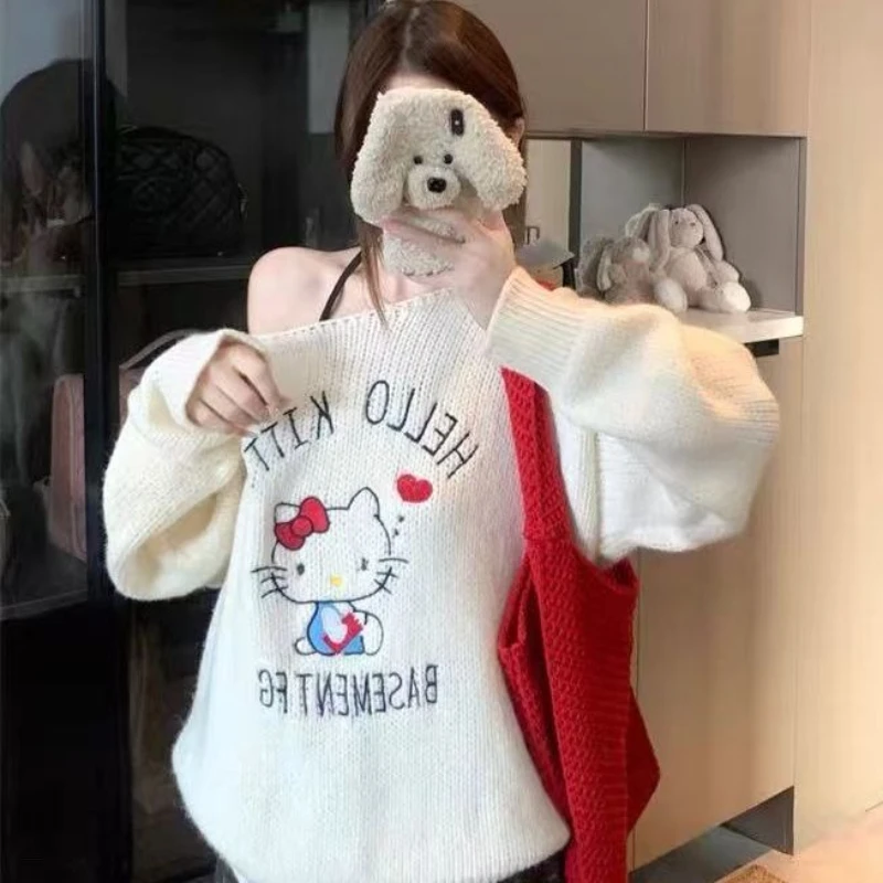 산리오 헬로 키티 섹시한 여성의 비대칭 어깨 긴 소매 니트 스웨터 만화 패션 소녀 겨울 따뜻한 자수 스웨터