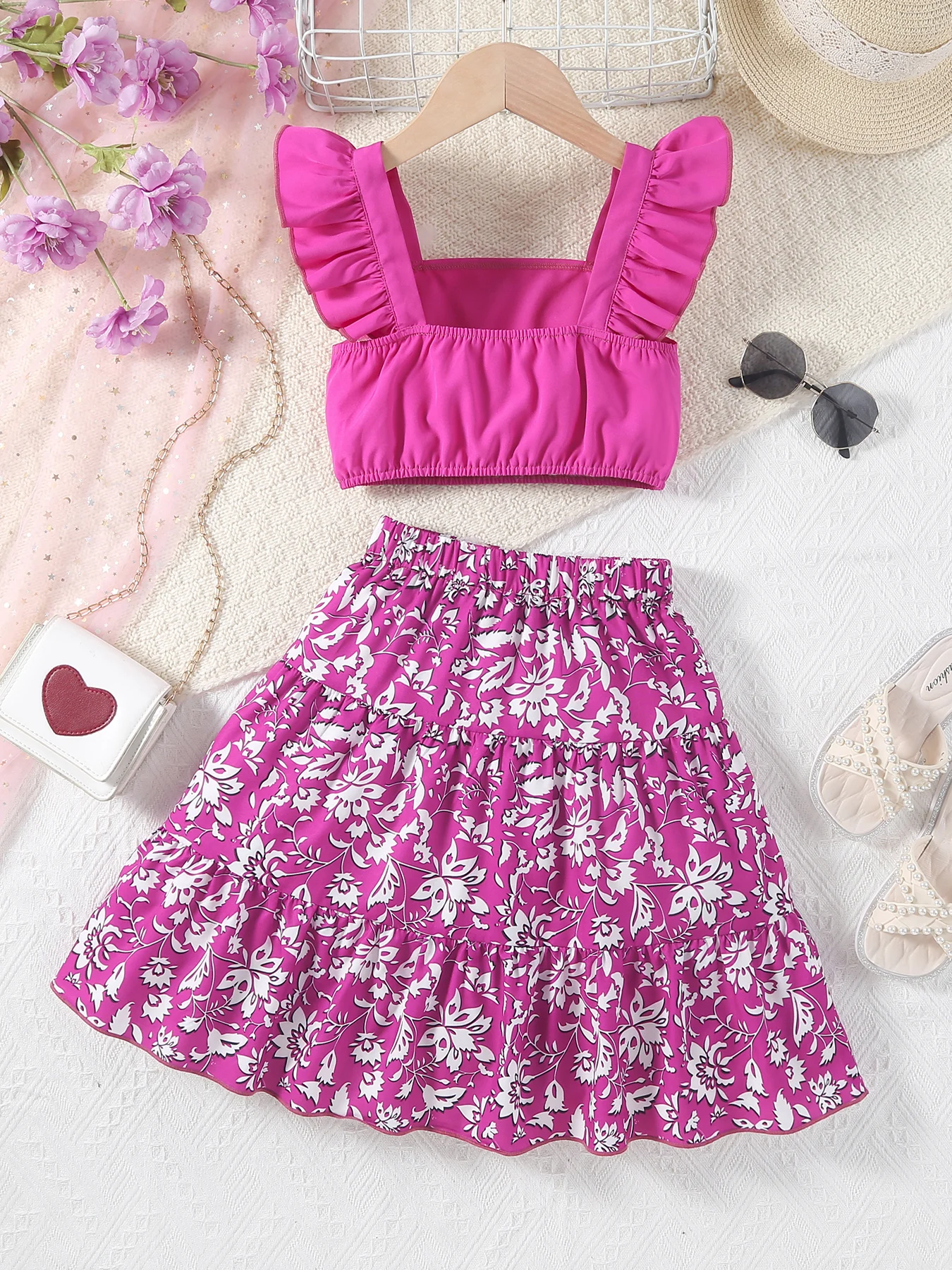 Girl\'s summer small flying sleeve solid color vest+floral print half skirt set casual half skirt two-piece set