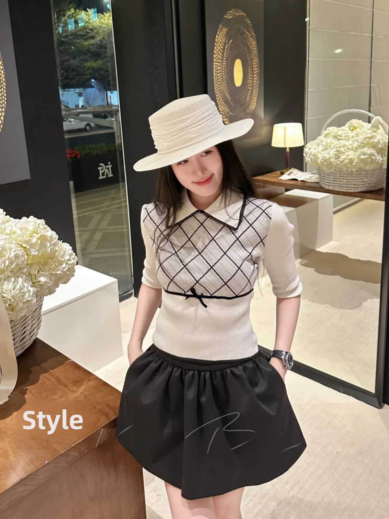 

Белый вязаный комплект с коротким рукавом: женский весенний модный ансамбль с цветочной юбкой и жилеткой, винтажный, в стиле преппи