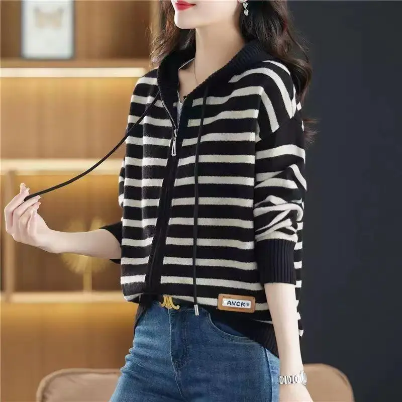 Striped Hooded Sweater Jacket for Women 2024 New Spring Autumn Style Loose and Stylish Outerwear with Zipper Knit Cardigan Top