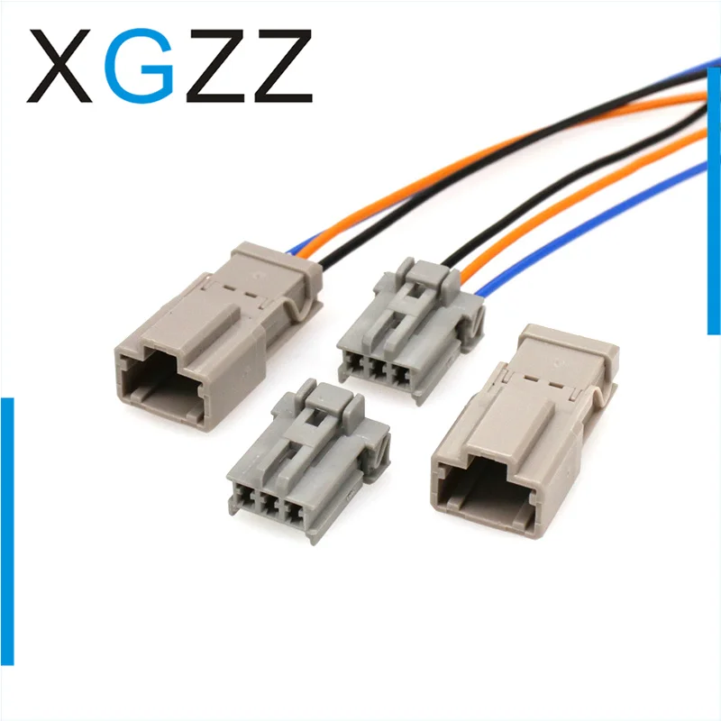 

DJ7036-2.2-11/21 is suitable for car reversing light plug. Domestic 6098-0242 6098-0241