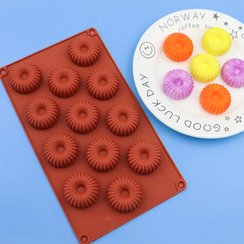 

Wholesale 20pcs Lace Donut Silicone Chocolate Mold DIY Biscuit Cookie Cutter Ice Grid Mould 1180