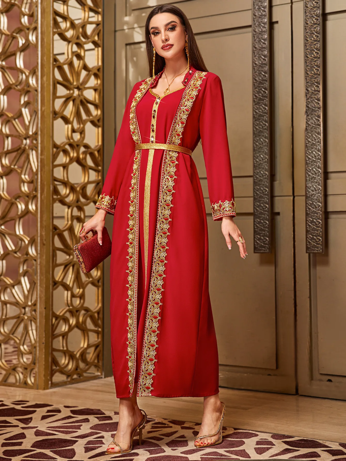 Vintage Lace Embroidery Abaya  - огляд і ціна Embroidery Kebaya