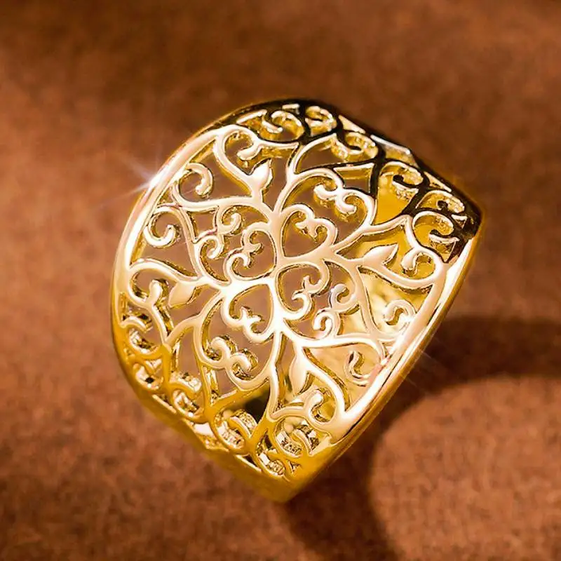 Huitan Hohlring mit Gravur für Damen, luxuriöser Hochzeits- und Modeaccessoire, goldfarben/silberfarben, Party-Metallschmuck