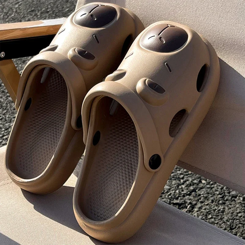 

Capybara Sandals 2025 Summer Cute Cartoon Slippers Anti-Slip Soft Sole Flip Flops Beach Shoes Platform Slippers House Slipper