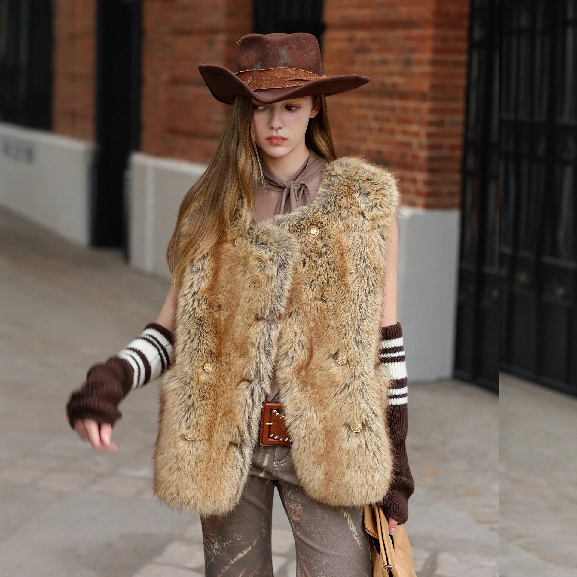 

Утолщенный женский зимний норковый меховой жилет с круглым вырезом, однотонная двубортная женская верхняя одежда из эко-меха, высококачественная женская шуба из искусственного лисьего меха