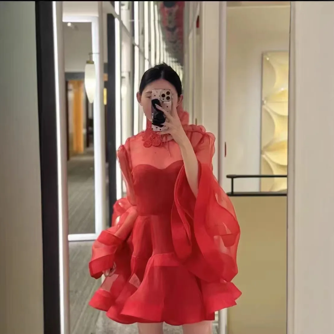 2025年ファッショナブルでエレガント、セクシーな赤いチュールシアーメッシュスカート、長袖フリル付き、女性用ストリートウェア、パーティー、イブニング、デートナイトに