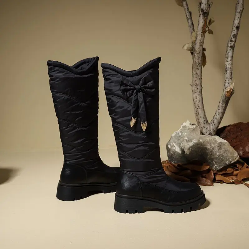الشتاء أحذية الثلوج جولة تو كعب سميك 5 سنتيمتر الانزلاق على Bowknot مقاوم للماء أفخم الدافئة الركبة عالية بوتا حجم كبير 43 44