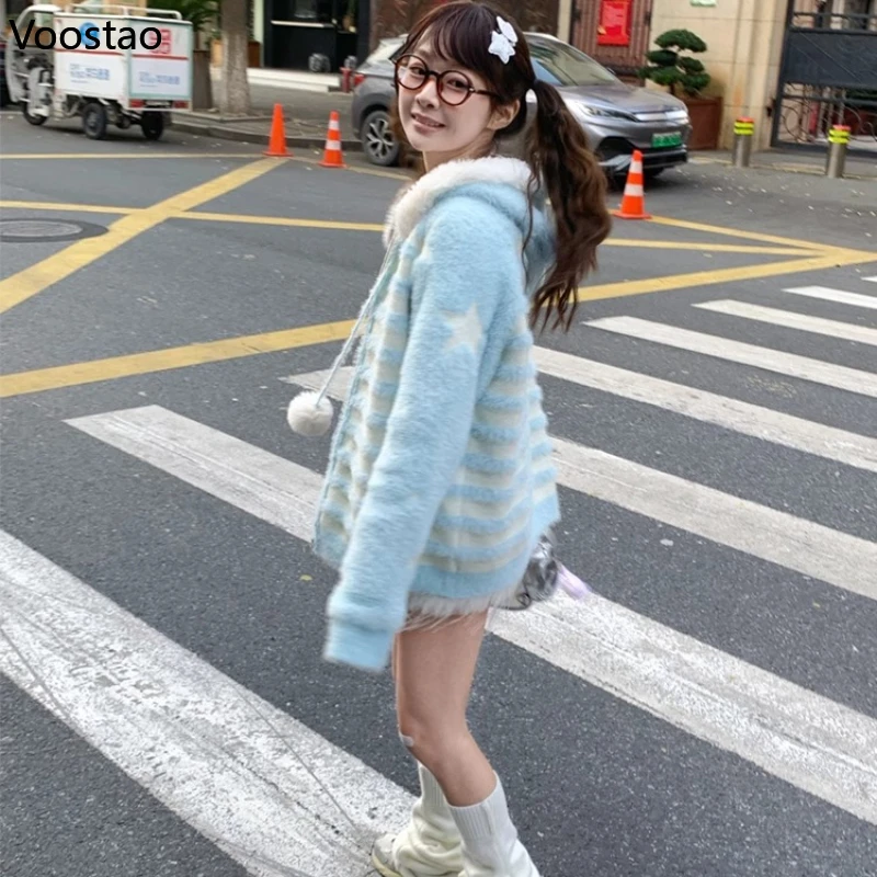 일본 카와이 로리타 스타일 니트 카디건 여성 가을 ​​겨울 달콤한 줄무늬 후드 스웨터 코트 여성 귀여운 느슨한 니트웨어