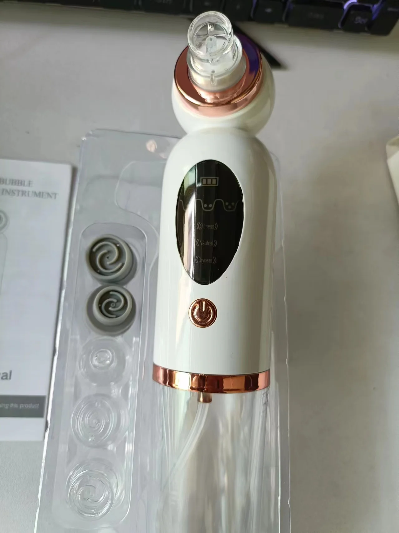 2026 جديد الكهربائية فقاعة مزيل الرؤوس السوداء شفط المسام الأنظف بقعة حب الشباب بثرة الأسود رئيس النازع أدوات تنظيف الوجه هدية