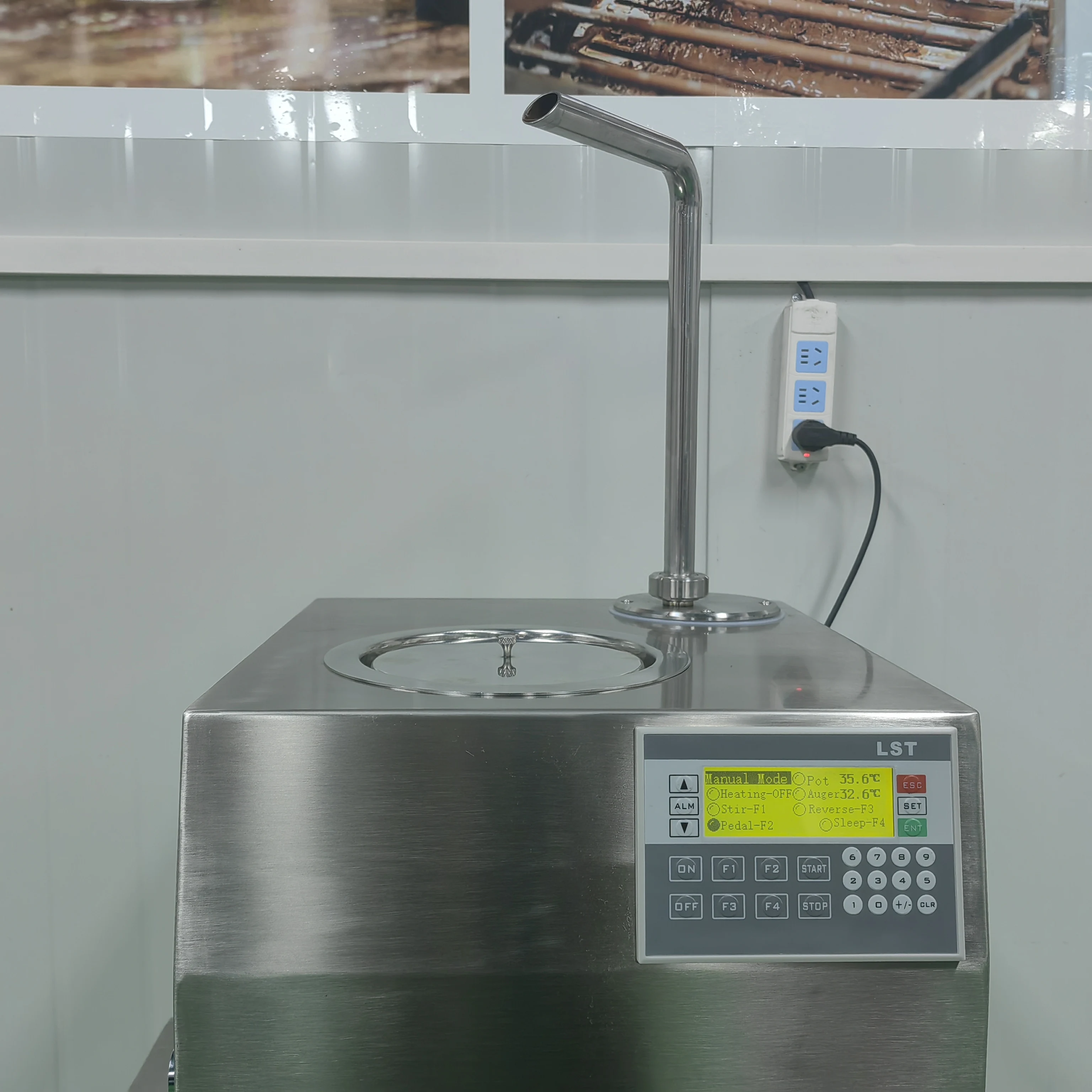 High Quality  Chocolate Milk Dispenser 5.5l Chocolate Tempering Machine  Hot Chocolate Tap Machine