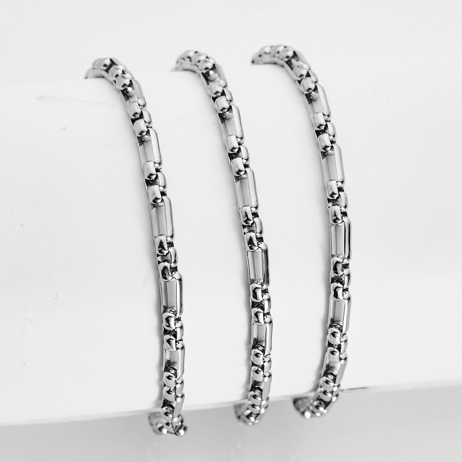 2,5mm/3,0mm/3,5mm Figaro Edelstahl Handgefertigte Lange Box Fußkette Halskette Quadratische Perle 3:1 NK Kette für DIY Schmuckherstellung – Detail 2